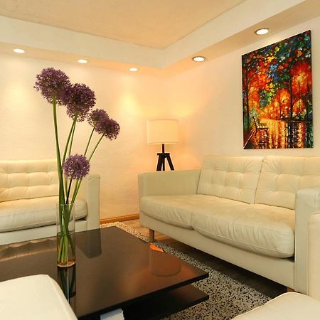 Cozy Souterrain-Half-Basement-Apartment Included 2 Bicycles Berlin Exteriör bild